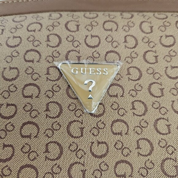 Guess Mocha Travel Bag Gold Logo Cosmetics Case 7200959 10.5" x 8" - Picture 2 of 11